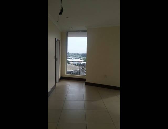 1 BEDROOM APARTMENT FOR SALE IN UMHLANGA RIDGE